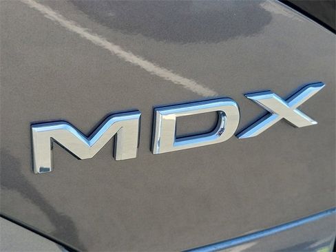 Used 2024 Acura MDX SH-AWD w/ Advance Package image 7