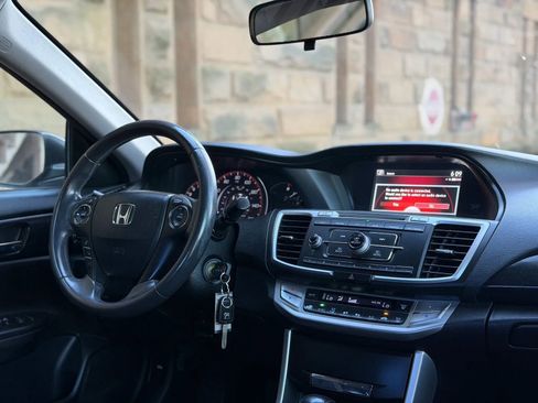 Used 2014 Honda Accord Sport image 11