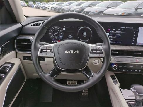 Used 2023 Kia Telluride SX image 15