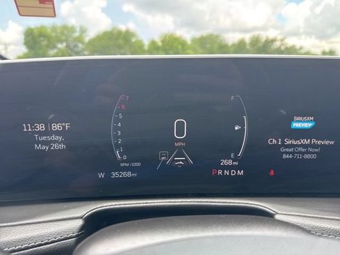 Used 2025 Cadillac XT4 Premium Luxury FWD image 15