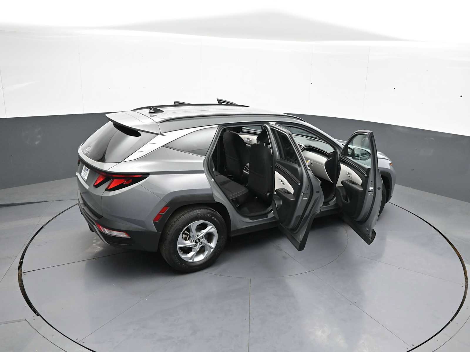 Used 2024 Hyundai Tucson SEL FWD image 45