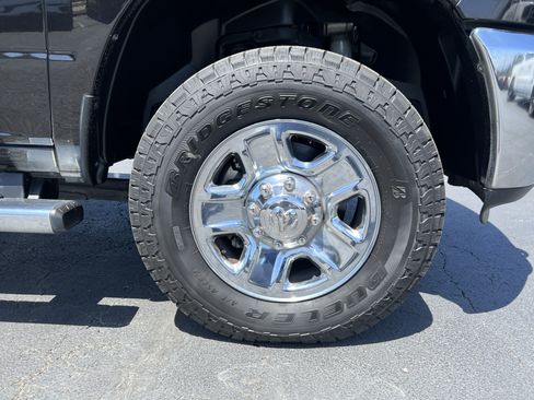 Used 2018 RAM 2500 Tradesman w/ Chrome Appearance Group AWD/4WD image 12