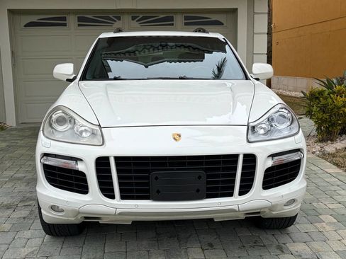 Used 2008 Porsche Cayenne Turbo image 28
