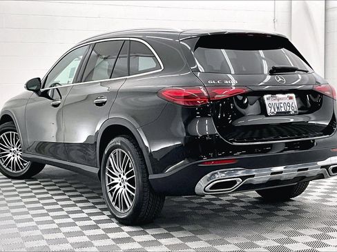 Used 2026 Mercedes-Benz GLC 300 image 10
