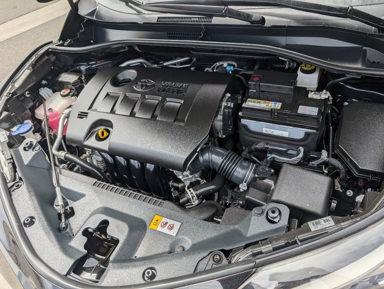 Used 2022 Toyota C-HR Limited FWD image 20