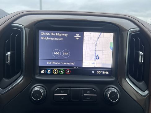 Used 2019 Chevrolet Silverado 1500 High Country w/ Technology Package image 22