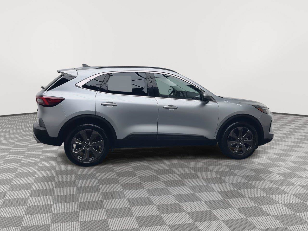 Certified 2024 Ford Escape Platinum AWD/4WD image 39