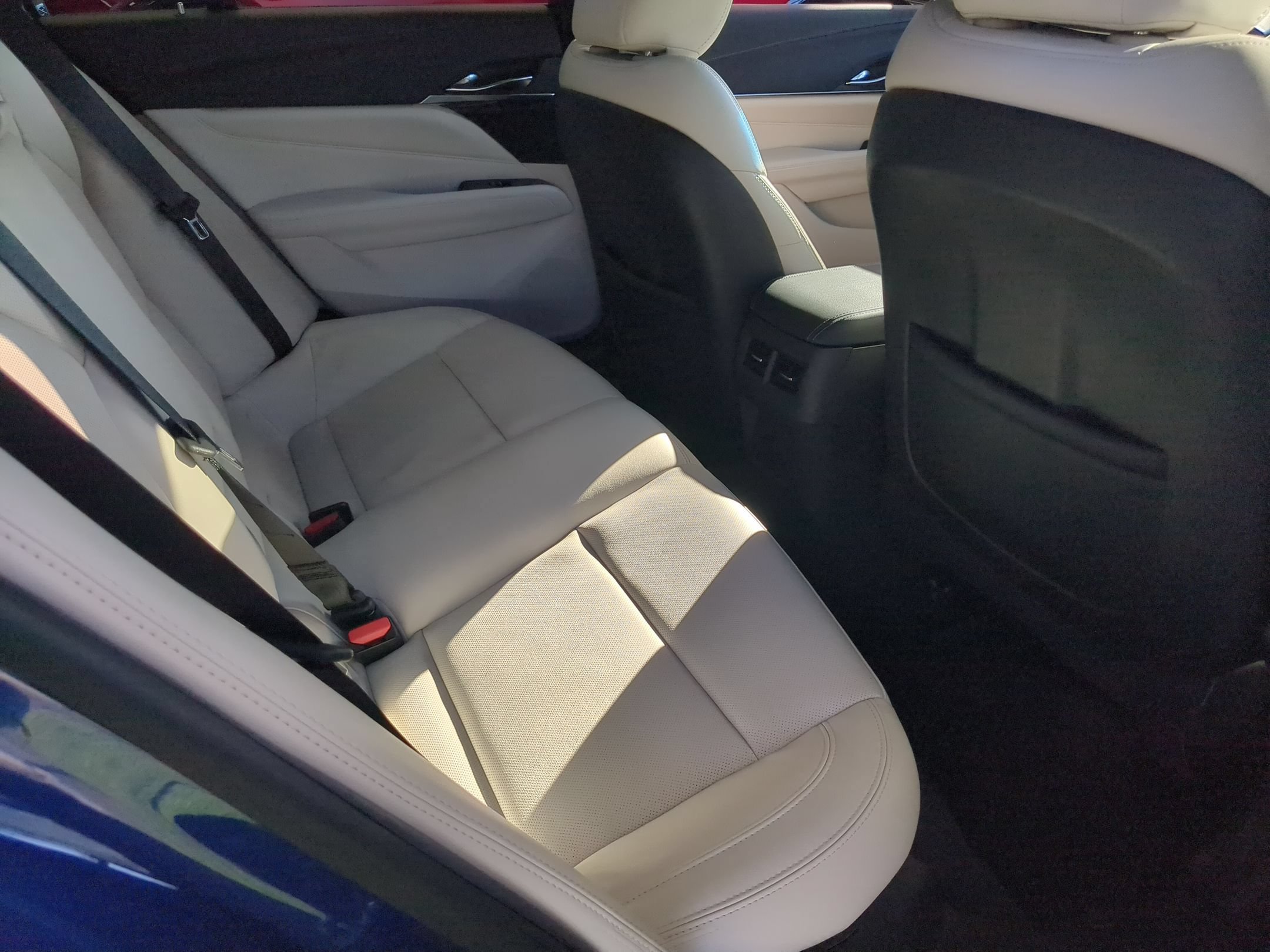 Certified 2022 Cadillac CT4 Premium Luxury RWD image 20
