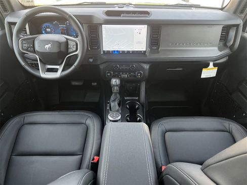 New 2025 Ford Bronco Big Bend w/ Black Diamond Package image 2