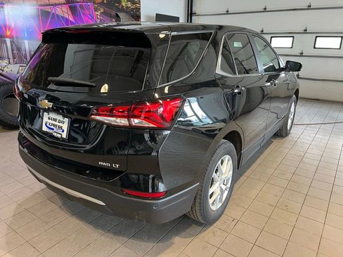 Used 2023 Chevrolet Equinox LT image 15