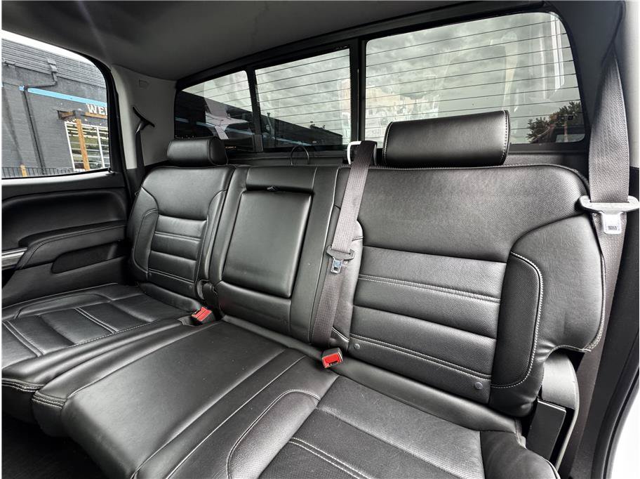 Used 2015 GMC Sierra 2500 Denali w/ Duramax Plus Package AWD/4WD image 5