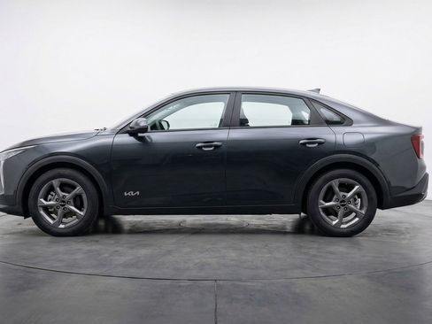 Used 2025 Kia K4 FWD image 5
