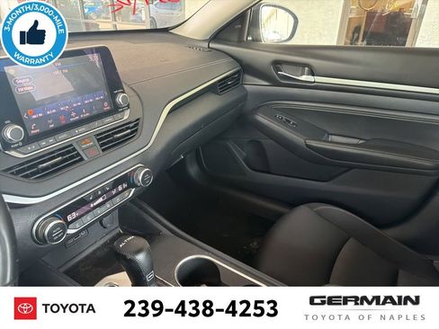 Used 2019 Nissan Altima 2.5 SV FWD image 14