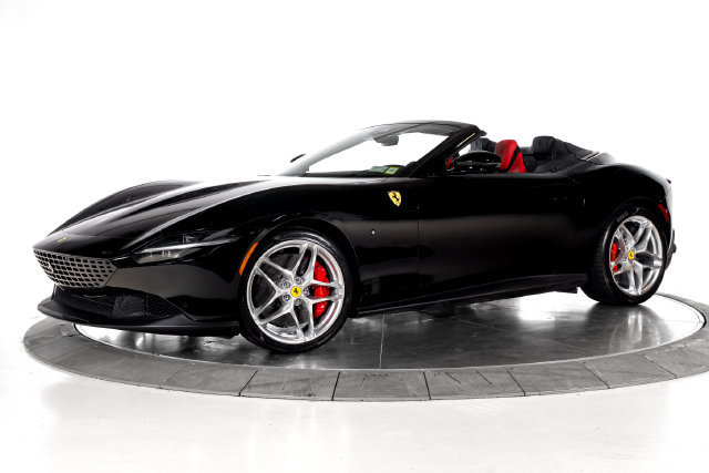 Certified 2025 Ferrari Roma Spider RWD image 1