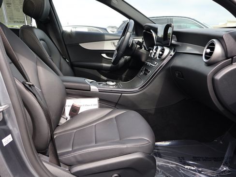 Used 2021 Mercedes-Benz C 300 Sedan image 31