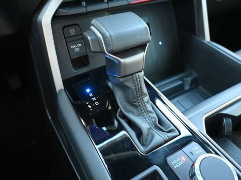 Used 2025 Toyota Tundra Limited image 23