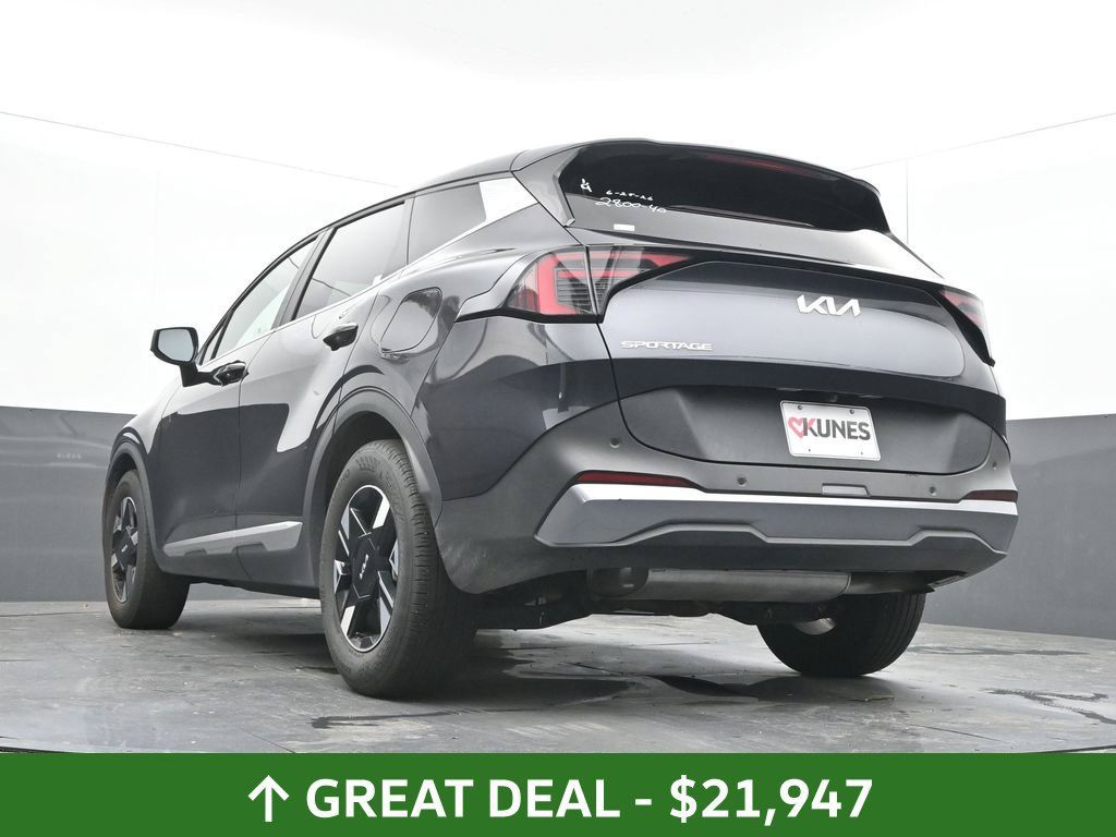 Used 2026 Kia Sportage LX FWD image 32
