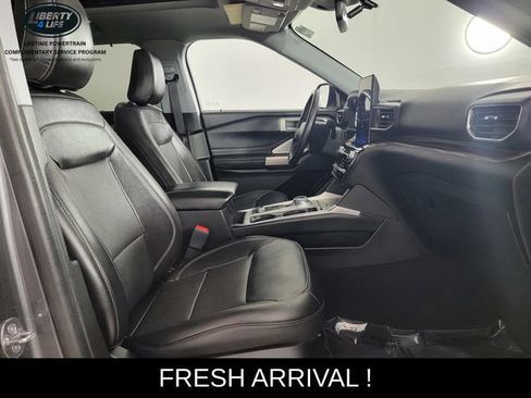 Used 2023 Ford Explorer Limited w/ Limited Technology Package AWD/4WD image 18