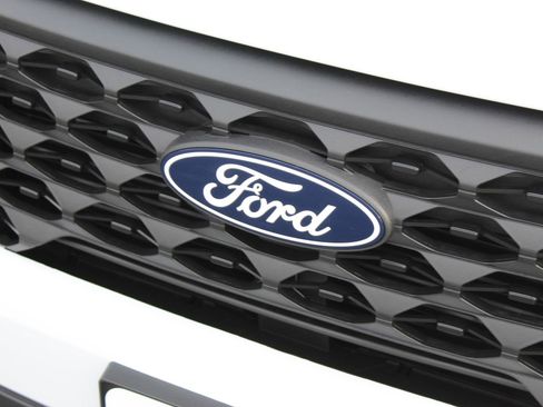 New 2025 Ford Maverick XL w/ 4K Tow Package image 10