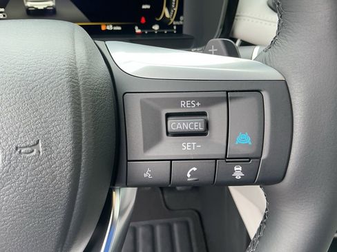 New 2026 INFINITI QX60 Luxe w/ Family Package image 17