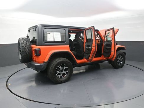 Used 2019 Jeep Wrangler Unlimited Rubicon AWD/4WD image 36