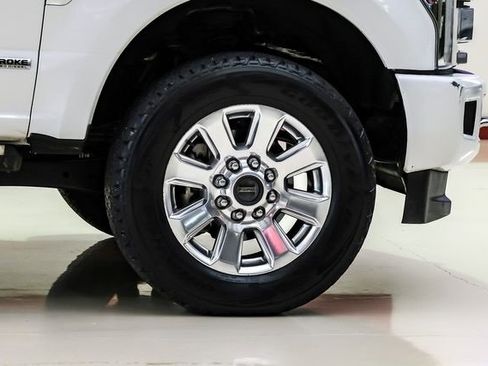 Used 2018 Ford F250 Platinum w/ Platinum Ultimate Package image 46