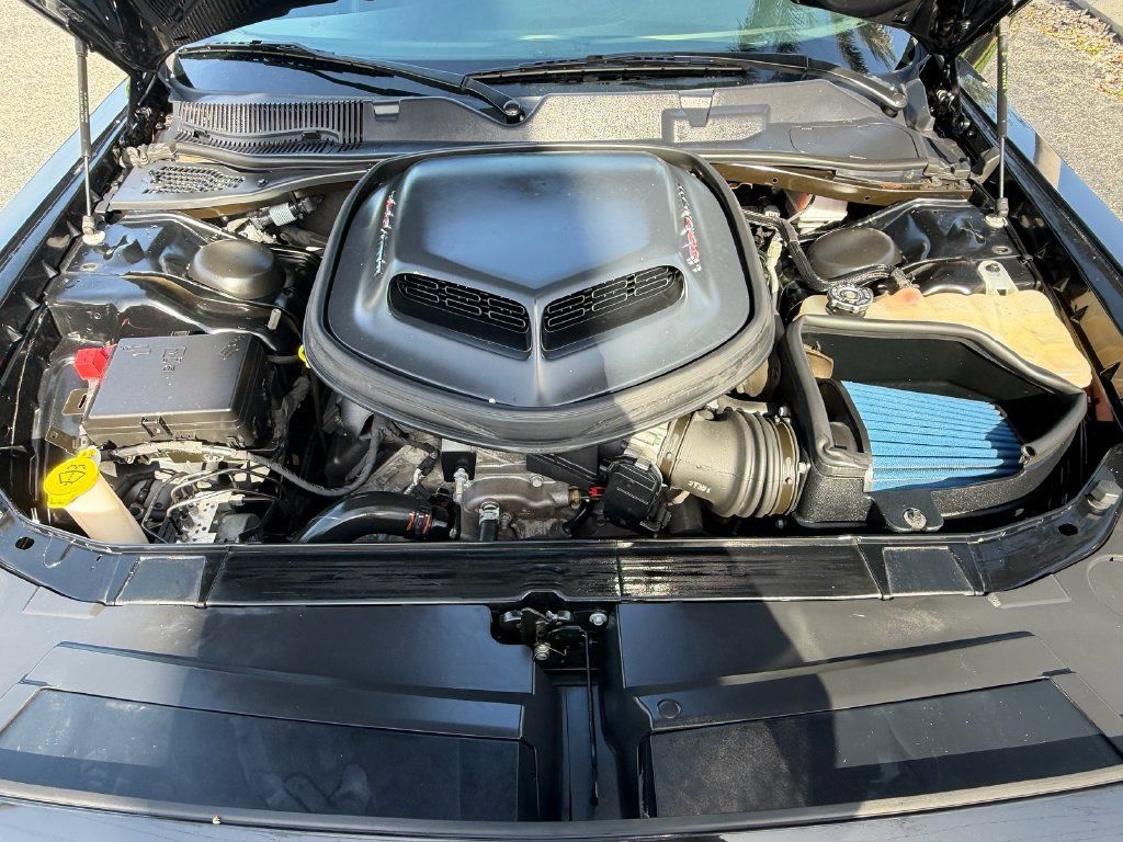 Used 2022 Dodge Challenger R/T Scat Pack RWD image 17