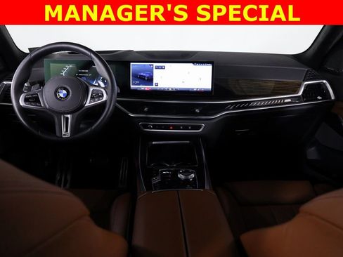 Used 2026 BMW X7 M60i AWD/4WD image 41