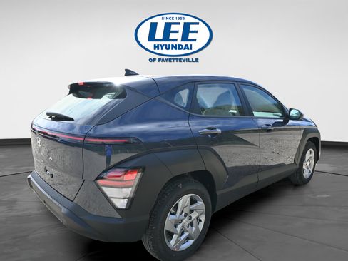 Certified 2026 Hyundai Kona SE FWD image 3