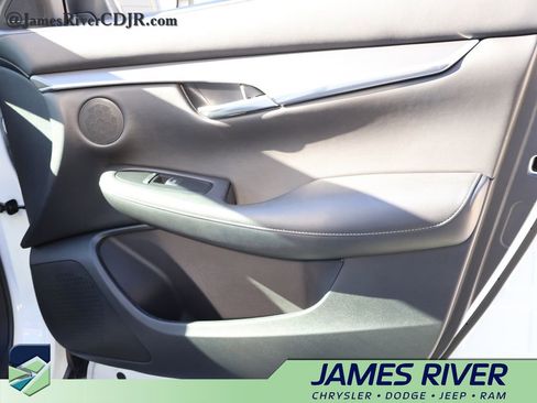 Used 2023 INFINITI QX50 Luxe image 8