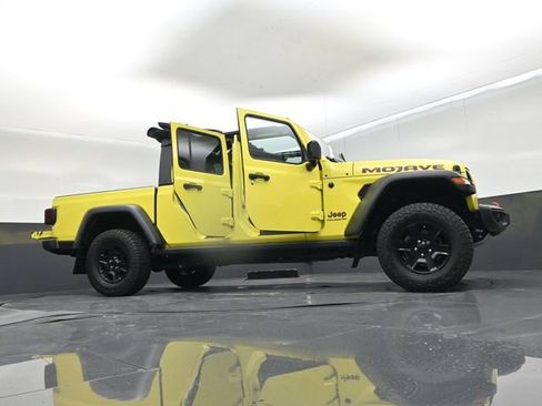 Used 2023 Jeep Gladiator Mojave AWD/4WD image 80