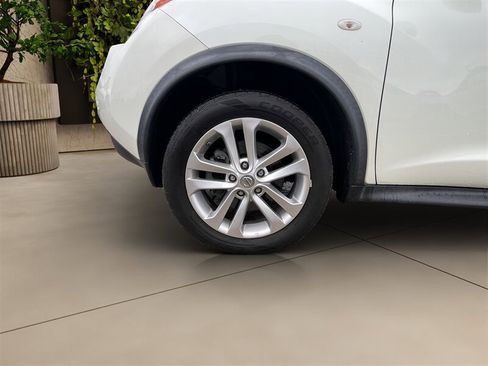 Used 2012 Nissan Juke SV AWD/4WD image 25