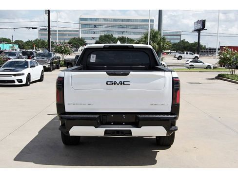 Used 2025 GMC Sierra EV Denali AWD/4WD image 6