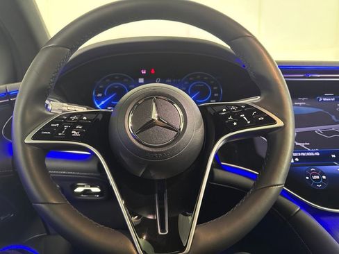 Certified 2023 Mercedes-Benz EQS 580 4MATIC SUV image 34