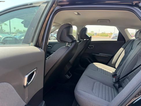 Used 2025 Kia K4 EX FWD image 25
