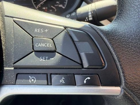 Used 2024 Nissan Altima 2.5 SV FWD image 16