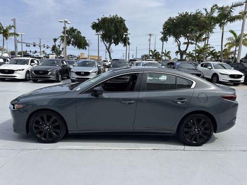 Used 2023 MAZDA MAZDA3 s FWD image 11