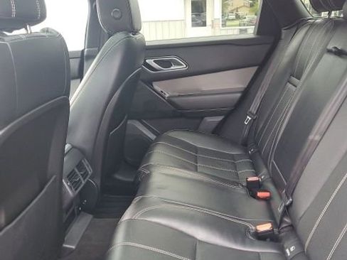 Used 2019 Land Rover Range Rover Velar S image 13