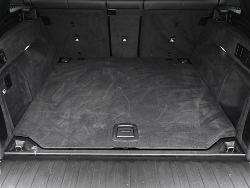 Certified 2024 BMW X5 sDrive40i w/ M Sport Package image 28