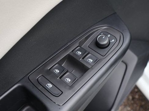 Certified 2026 Volkswagen Taos S FWD image 11
