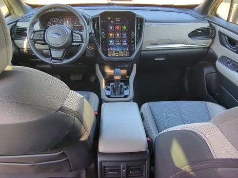 Used 2025 Subaru Forester Premium image 16