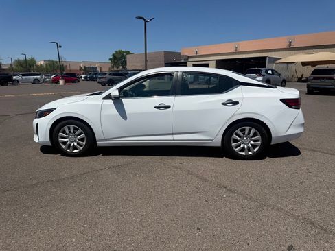 Used 2024 Nissan Sentra S FWD image 8