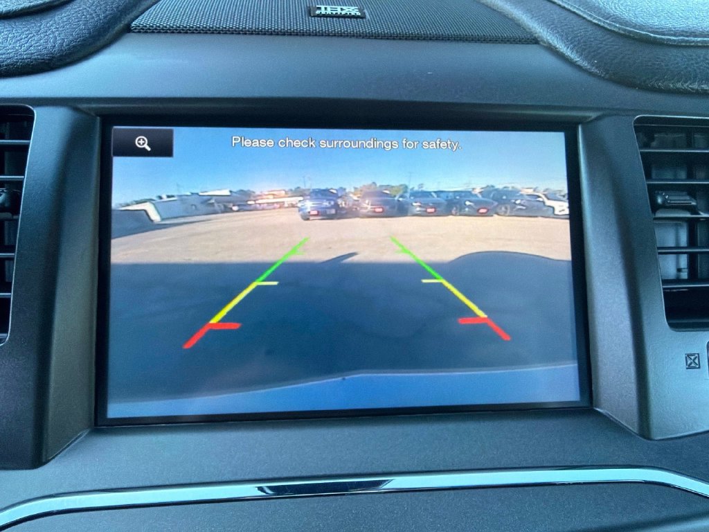 Used 2014 Lincoln MKS w/ Equipment Group 101A FWD image 25