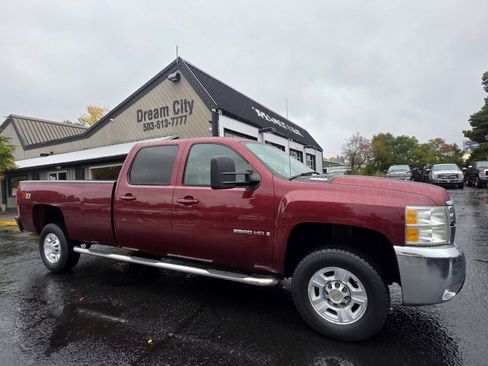 Used 2008 Chevrolet Silverado 2500 LTZ w/ Sun And Navigation Package image 4