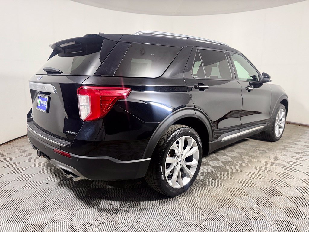 Used 2022 Ford Explorer Platinum w/ Equipment Group 601A AWD/4WD image 6