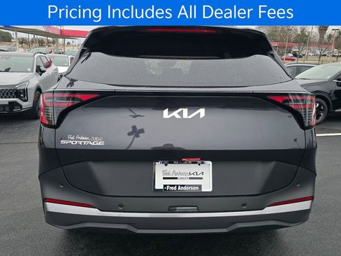 New 2026 Kia Sportage LX FWD image 4