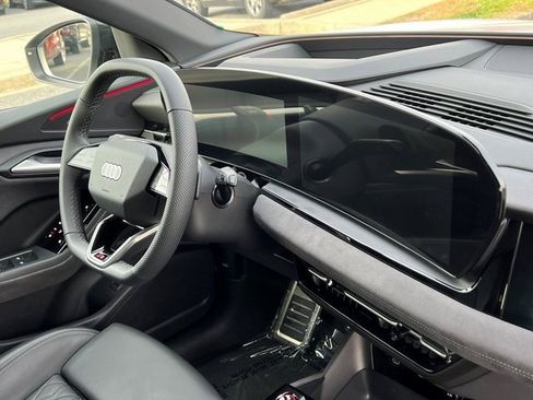 Certified 2025 Audi SQ6 e-tron Prestige w/ Black Optic Package image 12