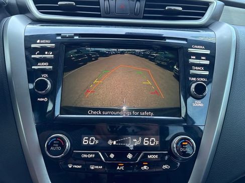 Used 2023 Nissan Murano SV AWD/4WD image 15