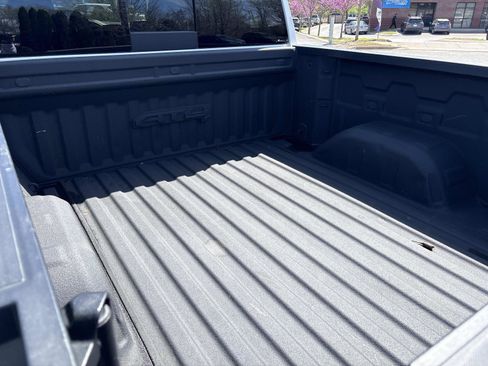 Used 2022 GMC Sierra 1500 AT4 w/ AT4 Premium Package image 33