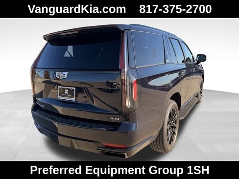 Used 2021 Cadillac Escalade Sport Platinum image 4